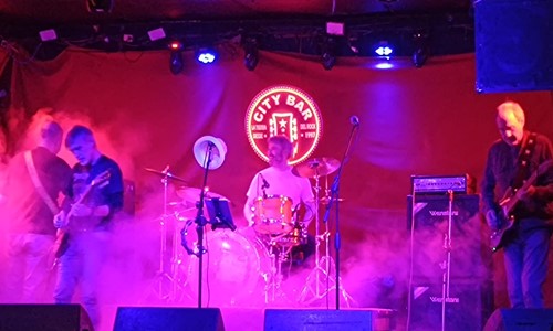 Baterista buscando banda